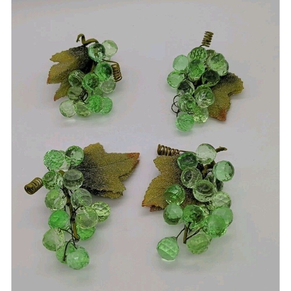 Vintage Style Lime Green Faceted Acrylic Grape Clusters Set of 4 MCM Kitsch